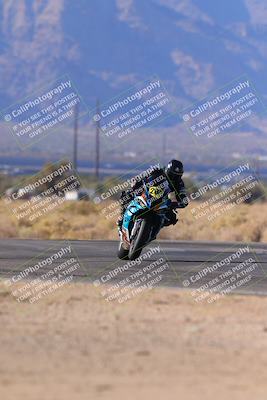 media/Dec-17-2023-CVMA (Sun) [[bf0c04832d]]/Race 2 Amateur Supersport Open/